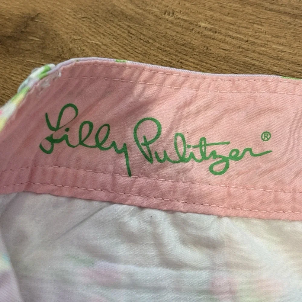 Lilly Pulitzer Buttercup Pastel Floral Scalloped Hem Shorts Spring Fling Sz 8 - Picture 2 of 5